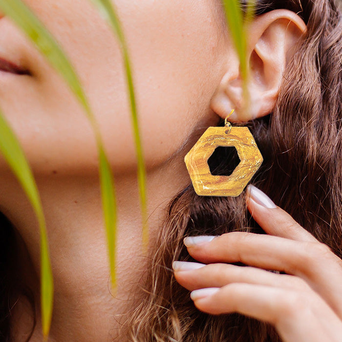 ๐ Sunlit Hexagon Earrings
