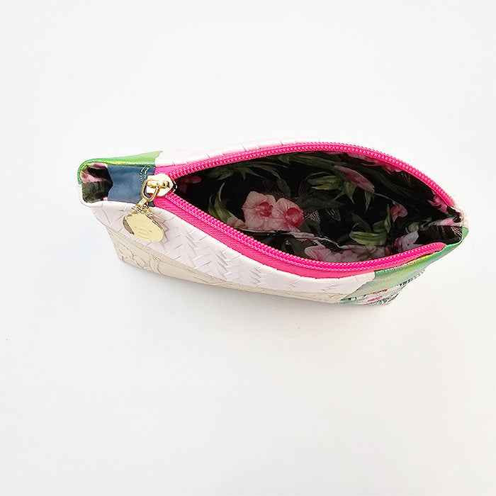 ๐ฟ Tropical Chic Cosmetic Bag